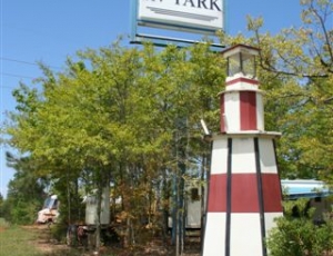 Lakeside RV Park - Picture 1